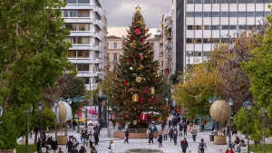 politis syntagma square outdoor advertising DOOH Greece outdoor advertising company Greece urban digital